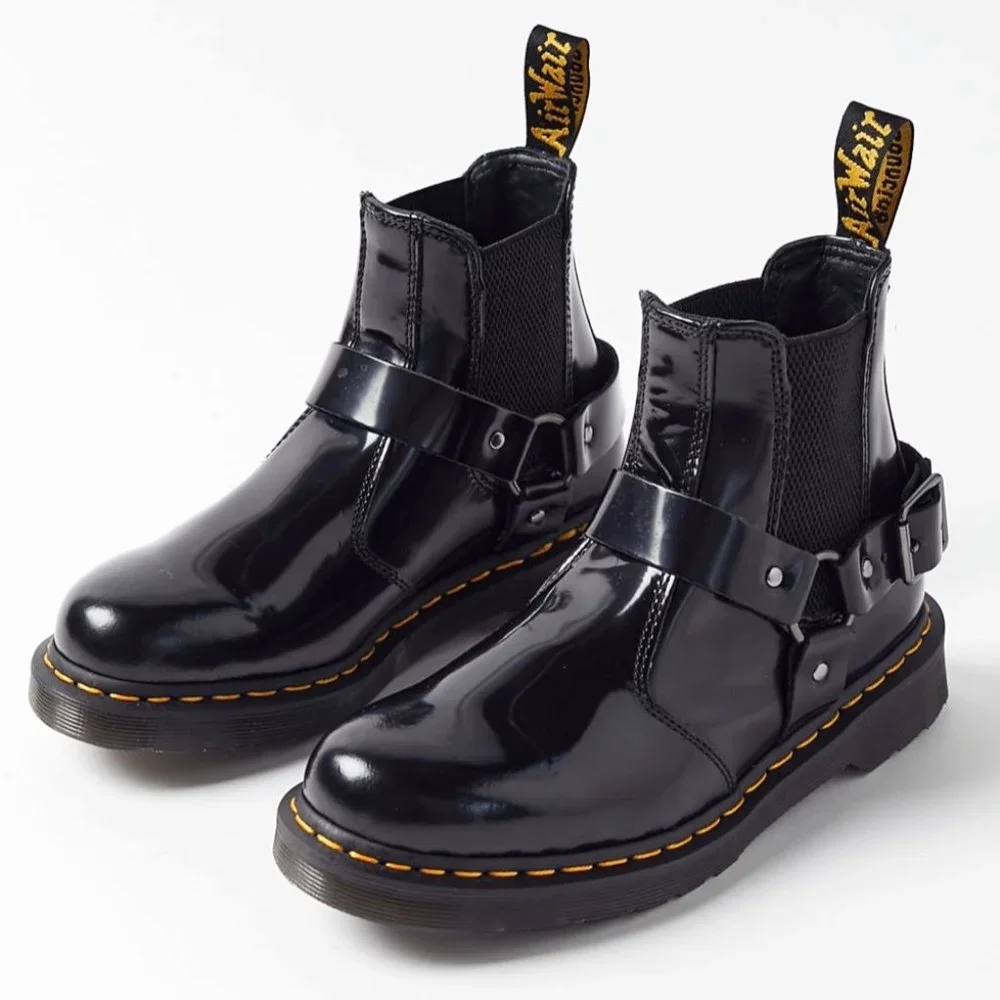 Dr. Martens Wincox Polished Smooth Leather Harness Buckle Black Chelsea Boots - Picture 6 of 16